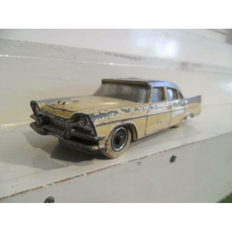 1 dinky jaguar e-type