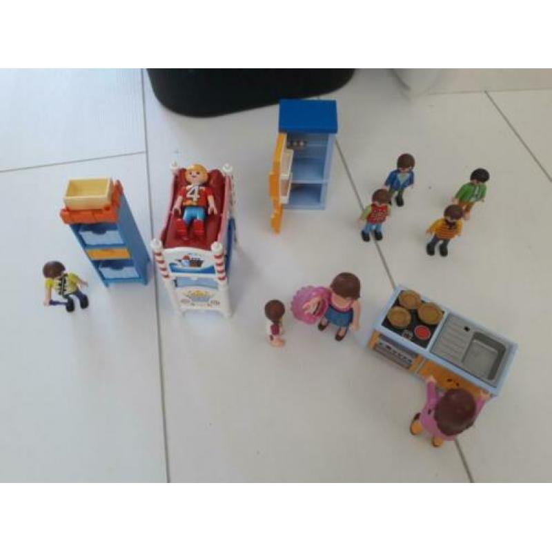 Playmobil familie met keuken