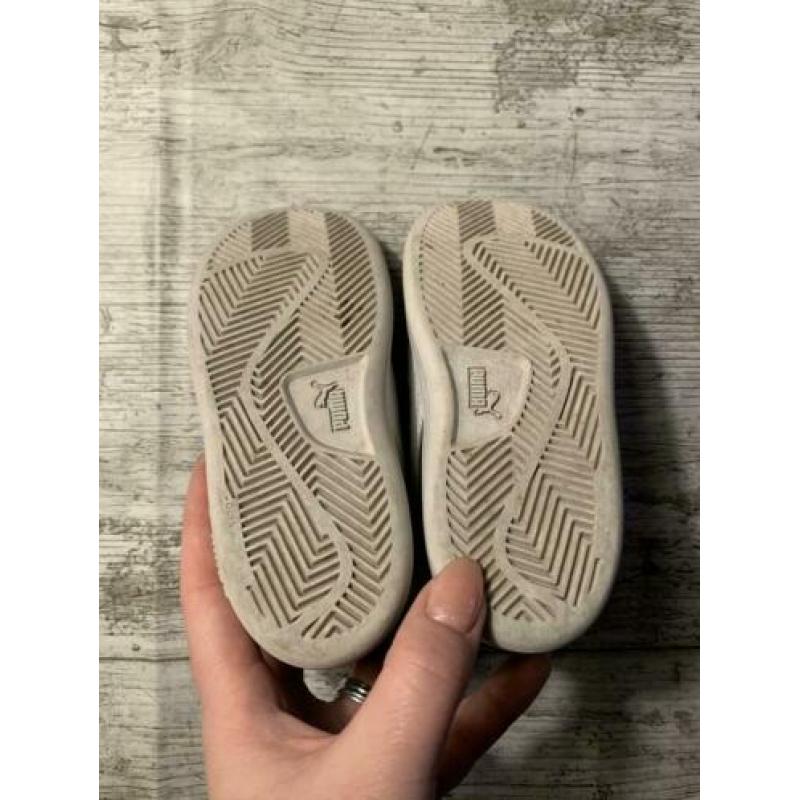 Donker blauwe Puma sneakers maat 26