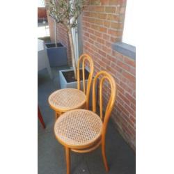 Thonet-stijl