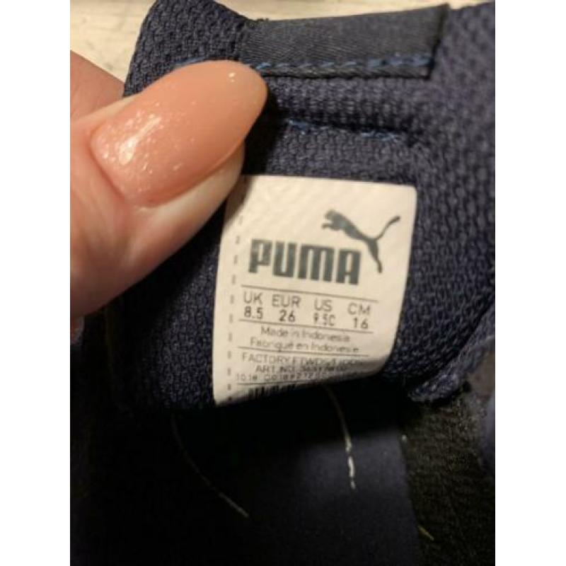 Donker blauwe Puma sneakers maat 26