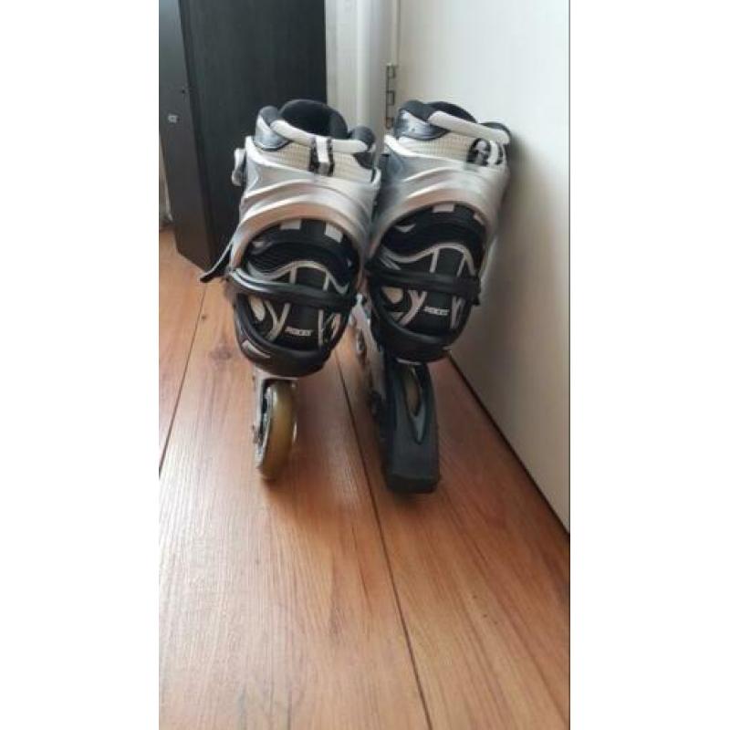 Roces Slim 300 inline skates 90mm 43 vallen als 42 ZGAN