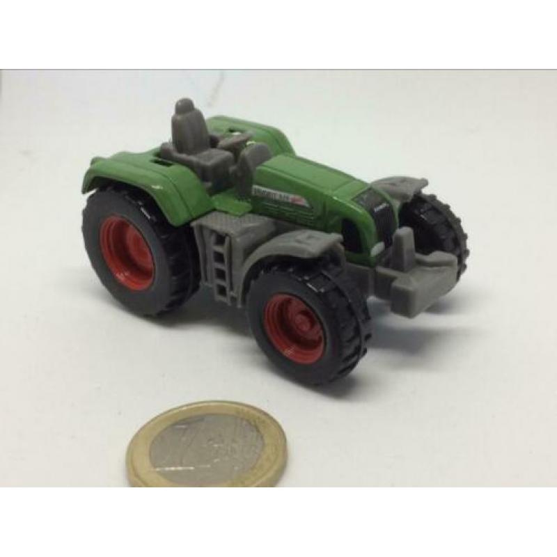 Vario Tractor, Siku