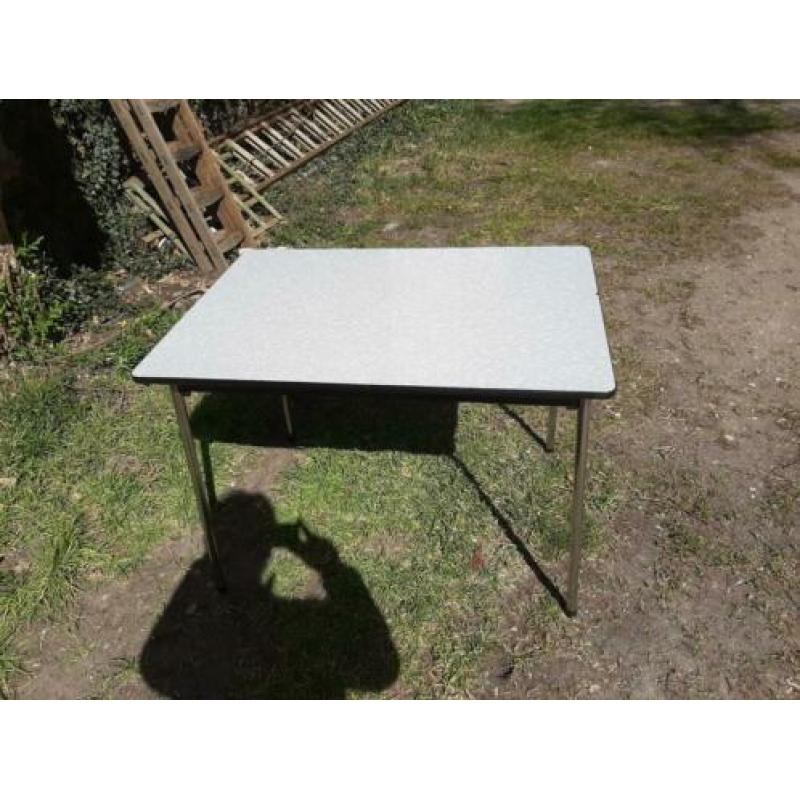 Leuke formica tafel, gebruikt, zie foto's