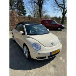 Volkswagen NEW Beetle 2.0 aut. Leder Cabriolet 85KW Highline
