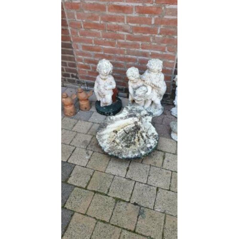 leisteen, maas keien en beelden