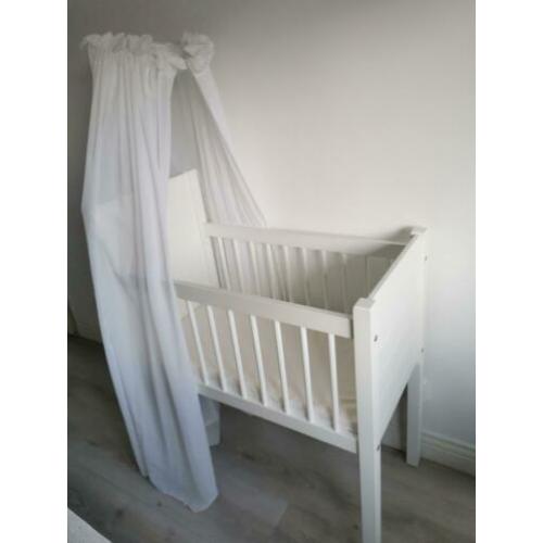 **Compleet wit wiegje (4 stuks) kidsriver Noa**