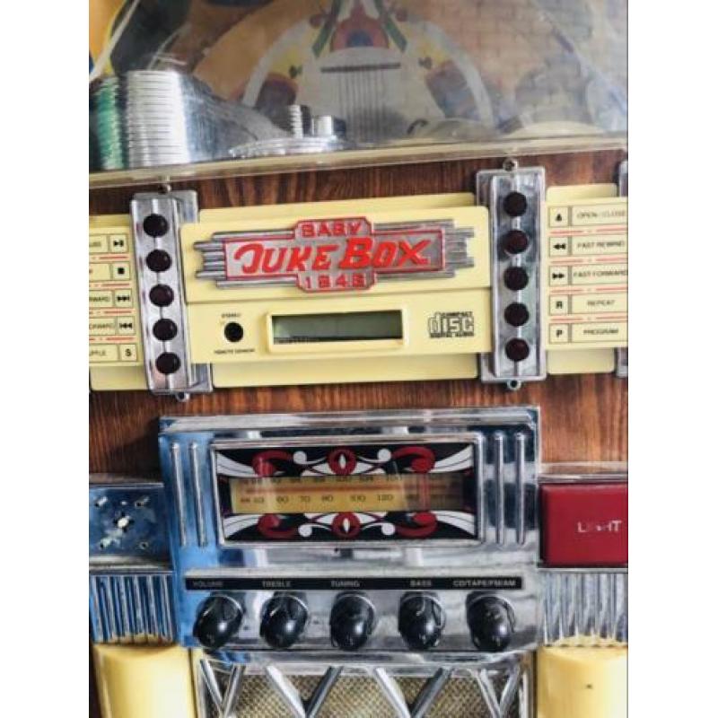 Oude baby JukeBox 1946