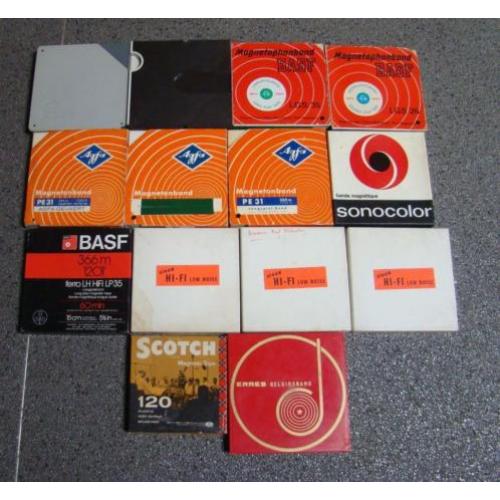 te koop.14x div.reels met tape en box