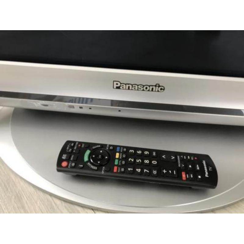 Panasonic tv 107cm
