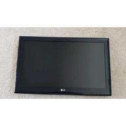 TV 32 inch LG USB .HDMI . RGB.