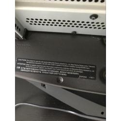 TV Panasonic plasmatelevisie met tv meubel.