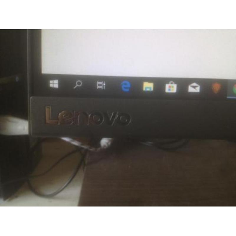 Lenovo 21.5'' L2264A