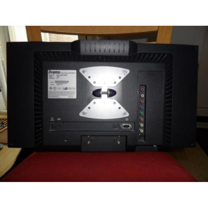 Te koop iiYama PC / TV monitor