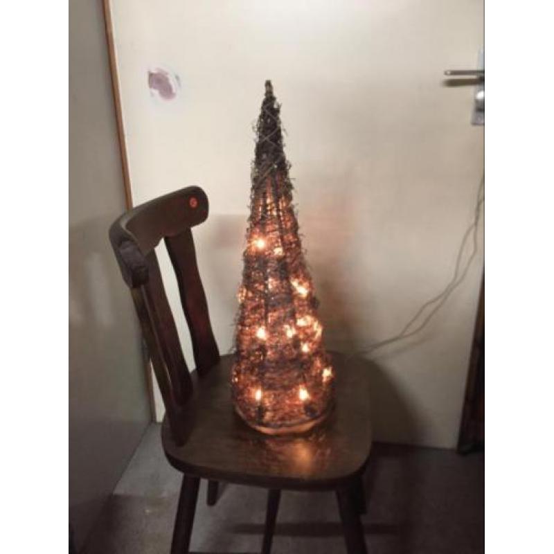 Kerstboom piramide hoogte 60 cm met verlichting