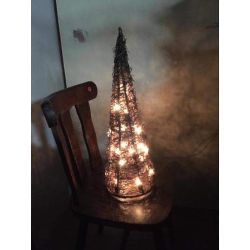 Kerstboom piramide hoogte 60 cm met verlichting