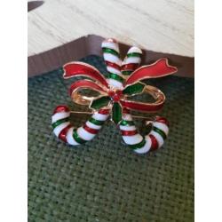 Kerstbroche pepermuntstokjes