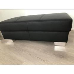 Imitatieleer hoecker ( poef)