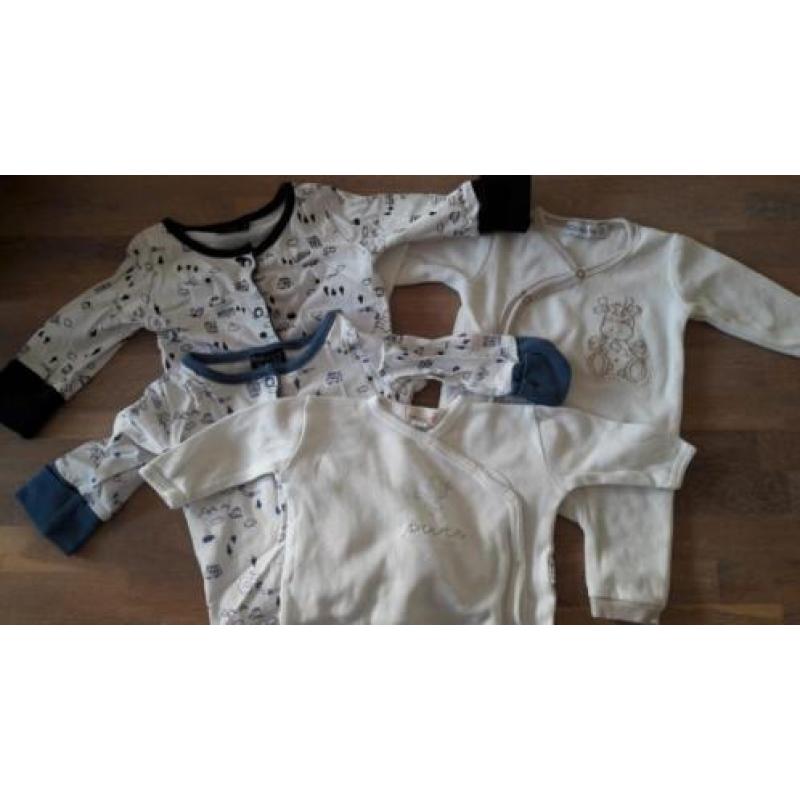 Set babykleding maat 50