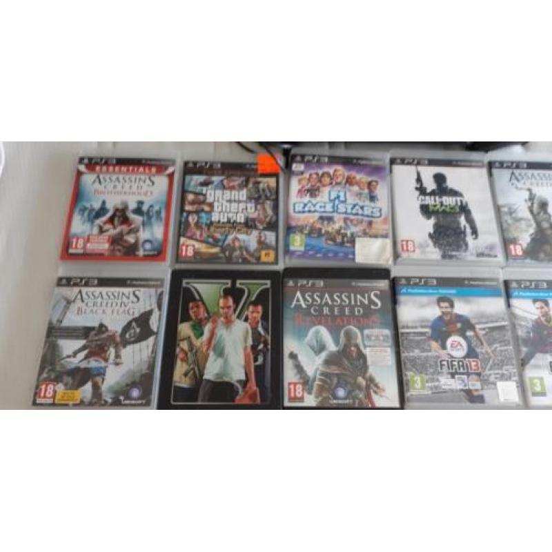 Ps3 incl. 2 Controllers en veel spellen