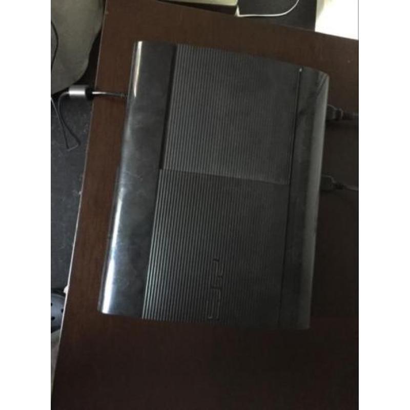 PlayStation 3 games included.