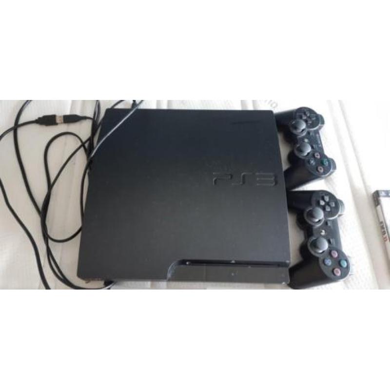 Ps3 incl. 2 Controllers en veel spellen
