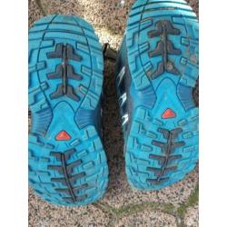 Salomon maat 38