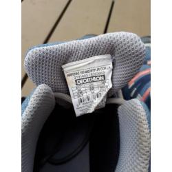 Wandelschoenen merk Quechua mt 36