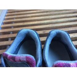 Lowa goretex meisjesschoen mt 36