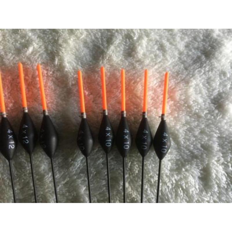 adv 151 / NIEUW serie 10 dobbers = 2 gewichten